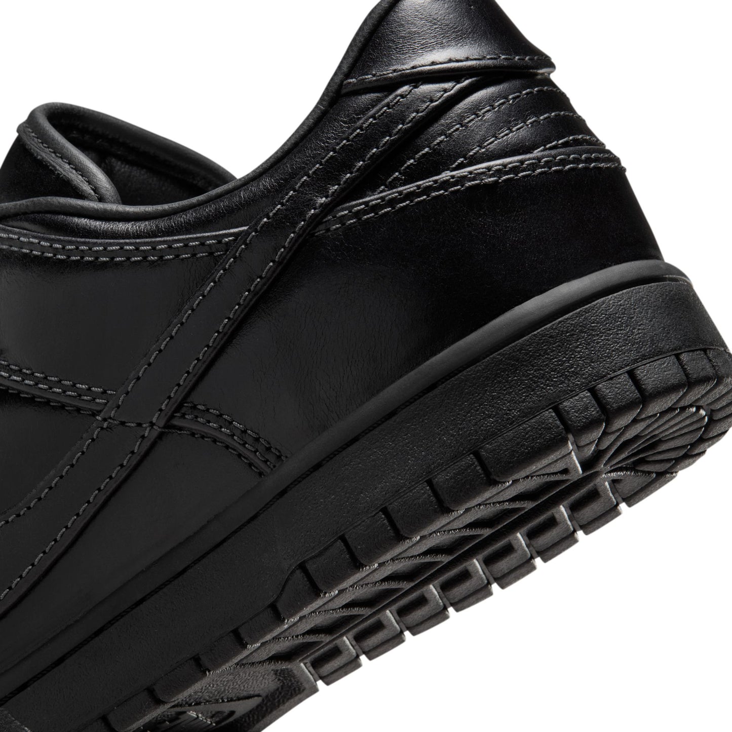 NIKE DUNK LOW RETRO PRM QS / 001:BLACK/BLACK-BLACK