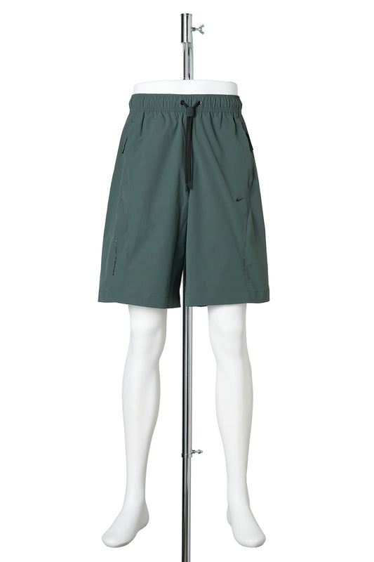 NIKE UV TECH HELIOS SUN SHORTS / 303:CAMO GREEN/BLACK