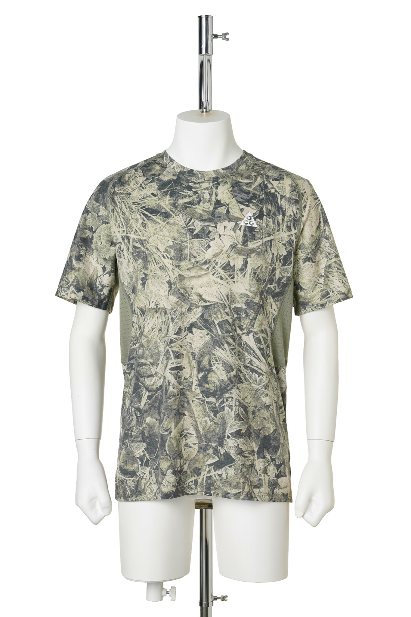 NIKE ACG DRI-FIT ADV SOLAR CHASE SHORT SLEEVE TOP / 355:SEQUOIA/LIGHT ARMY/SUMMIT WHITE