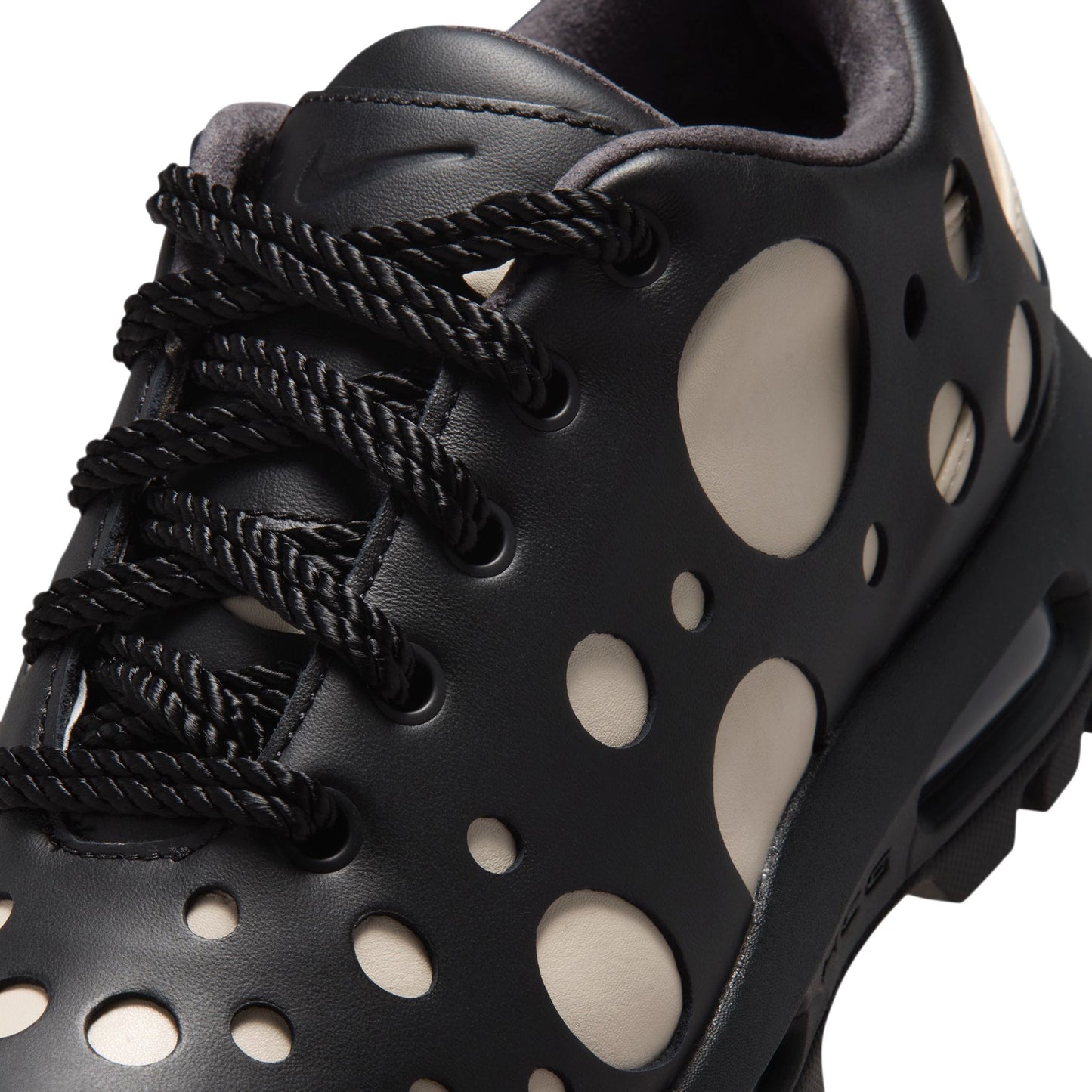 AIR MAX GOADOME LOW QS / 100:LT OREWOOD BRN/BLACK-BLACK