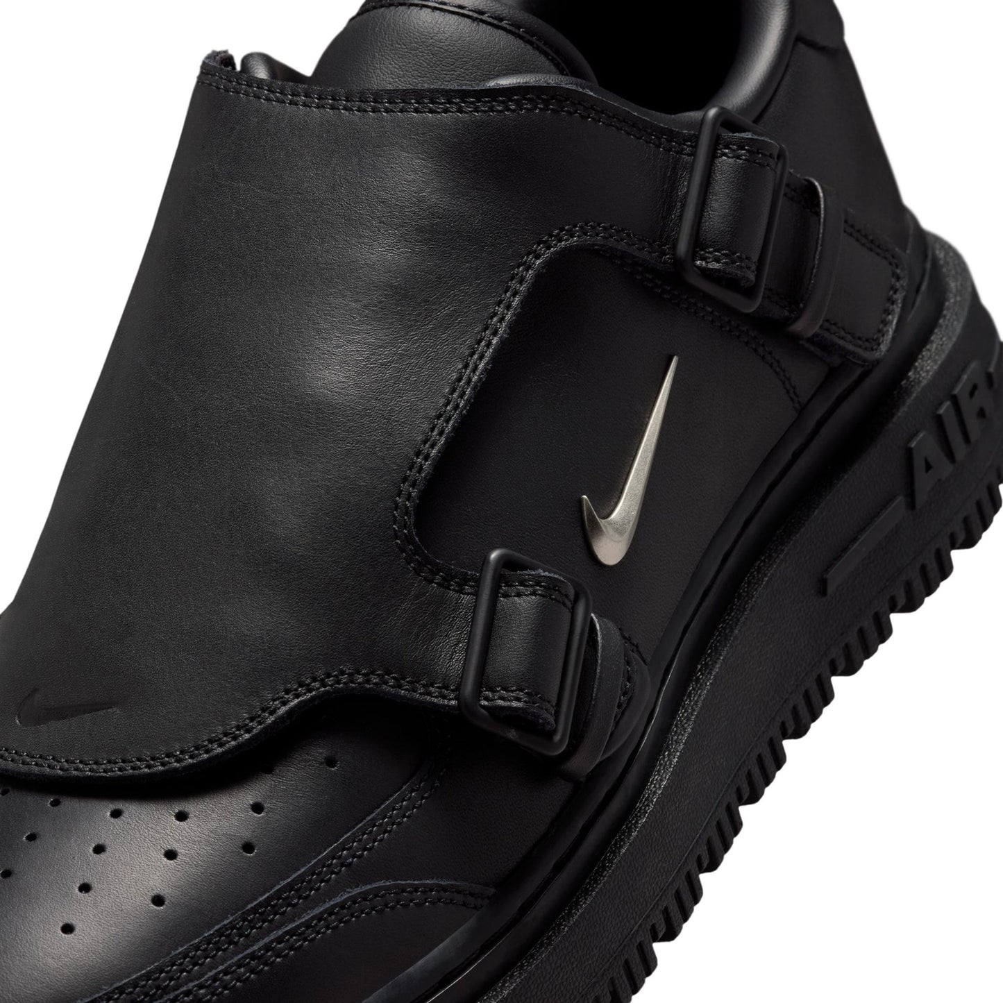AIR FORCE 1 LUXE / 010:BLACK/METALLIC SILVER