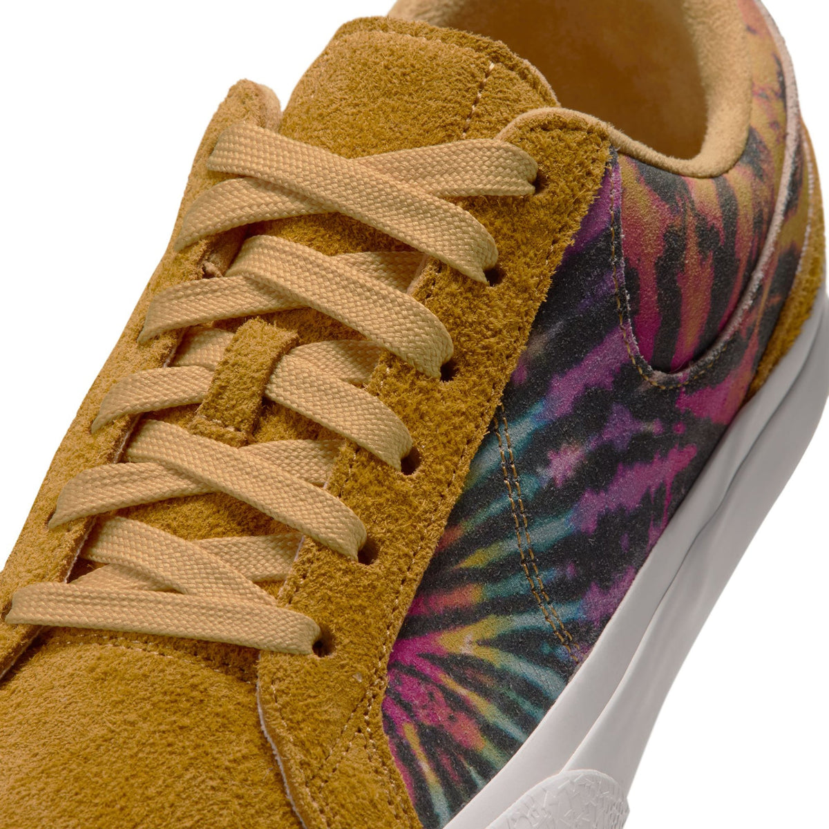NIKE BLAZY TIE DYE / 700:DARK SULFUR/MURTI-COLOR-SAILL