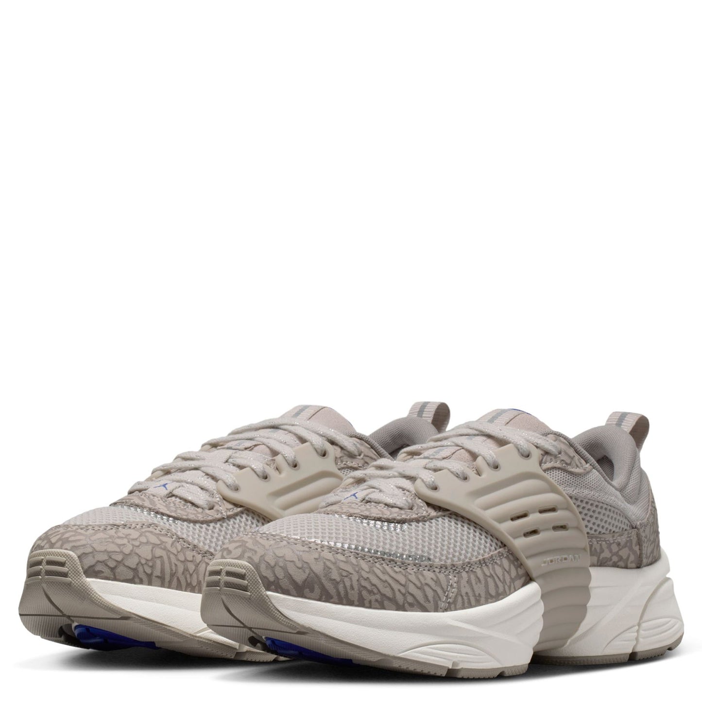 WMNS JORDAN TRUNNER O/S / 001:GAMMA GREY/OLD ROYAL
