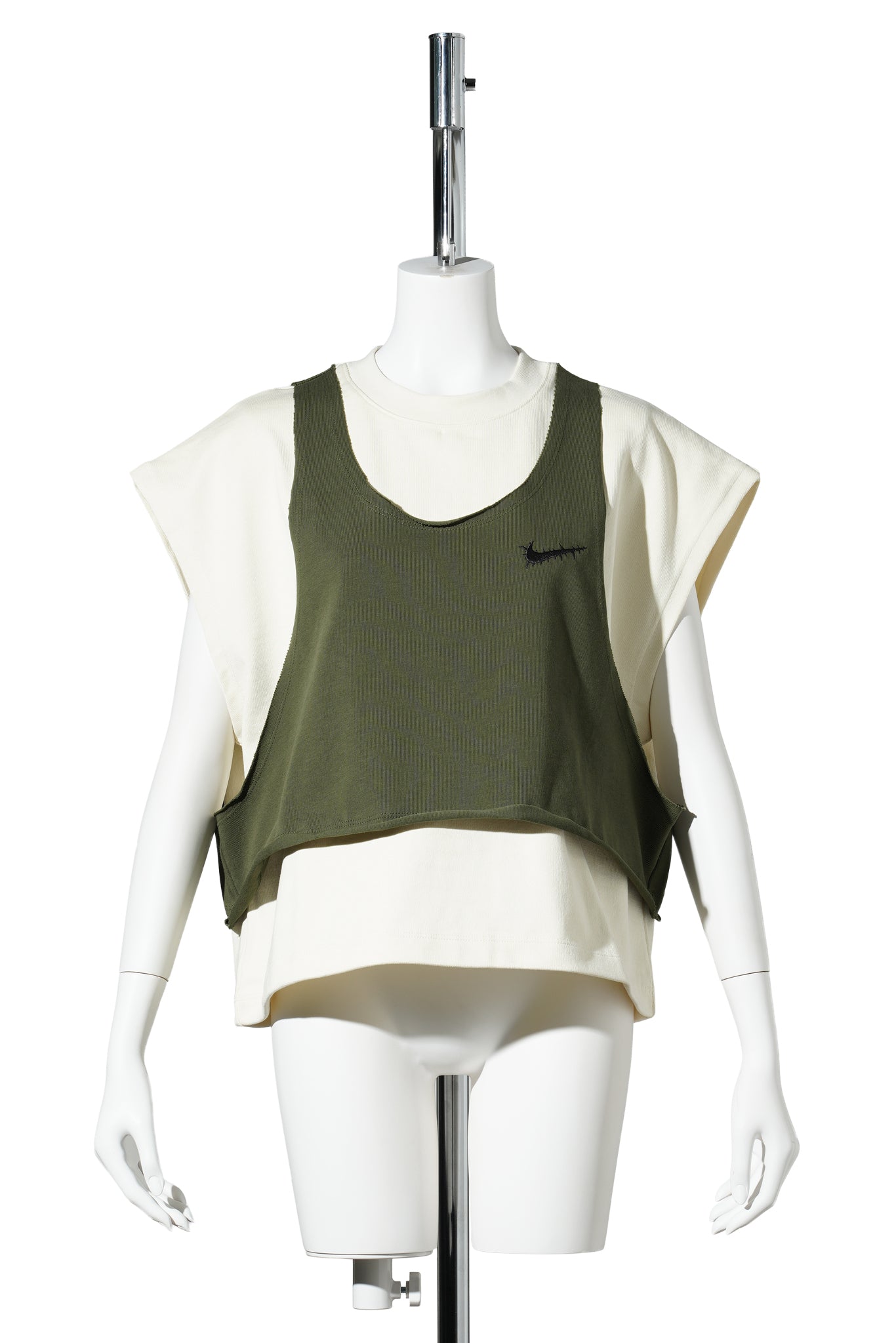 WOMEN’S JORDAN TEY S/S TOP SP / 133:COCONUT MILK/ROUGH GREEN/BLACK