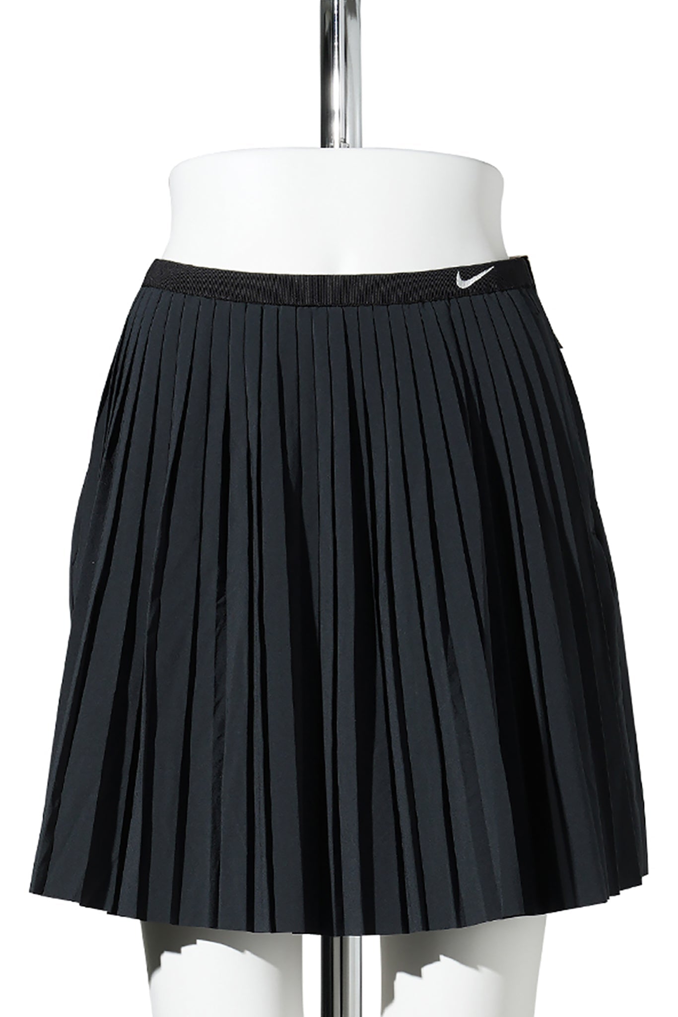 NIKE WOMEN’S NSW PLEATED SKIRT / 010:BLACK/SAIL