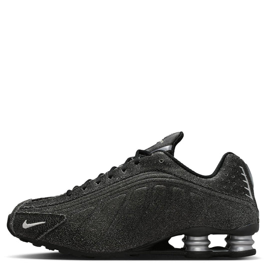 NIKE SHOX R4 QS / 002:BLACK/SAIL-LT SMOKE GREY