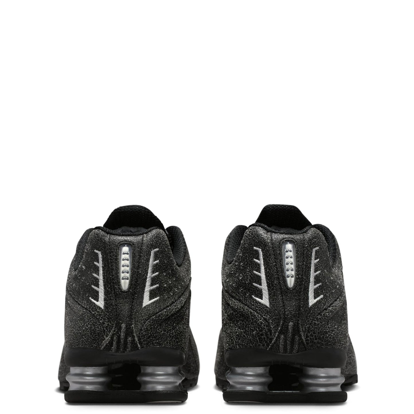 NIKE SHOX R4 QS / 002:BLACK/SAIL-LT SMOKE GREY