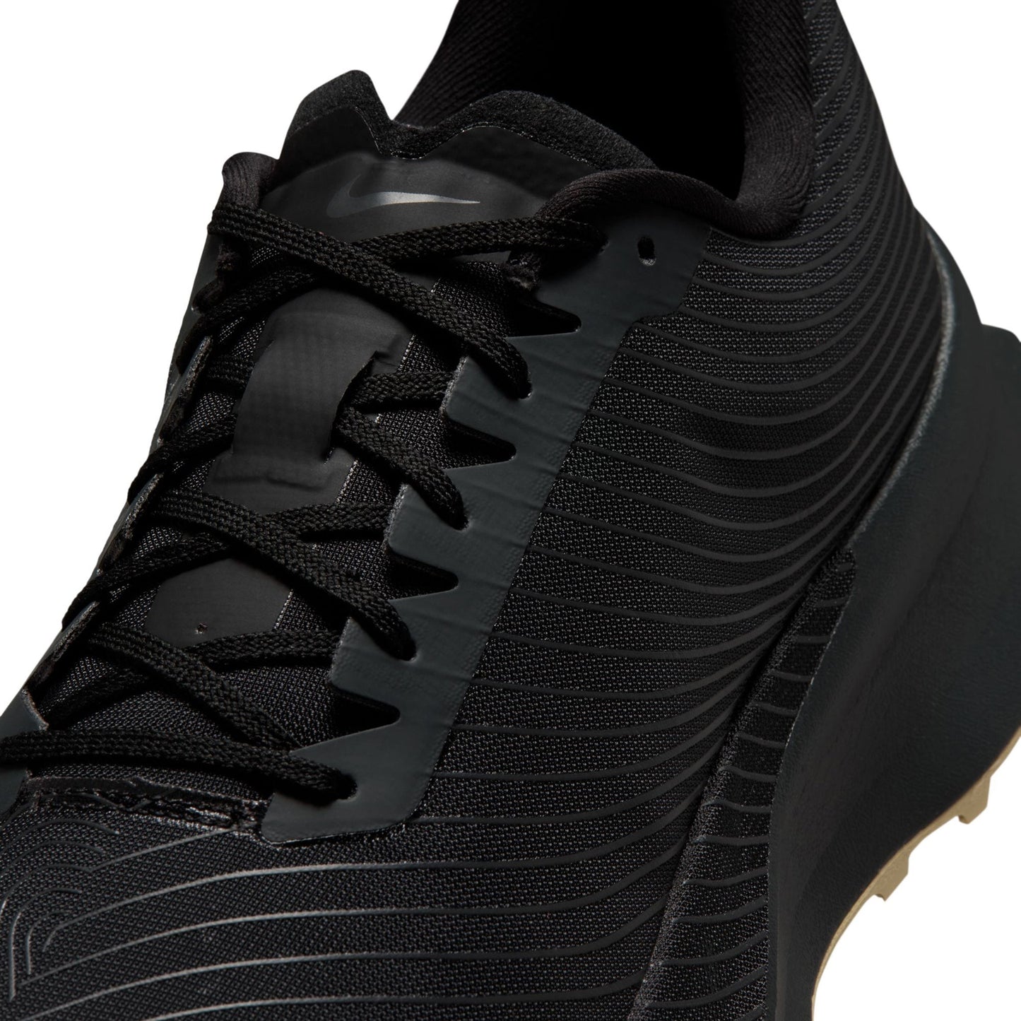 NIKE ACG ULTRAFLY TRAIL SP / 001:BLACK/DK SMOKE GREY-VEGAS GOLD