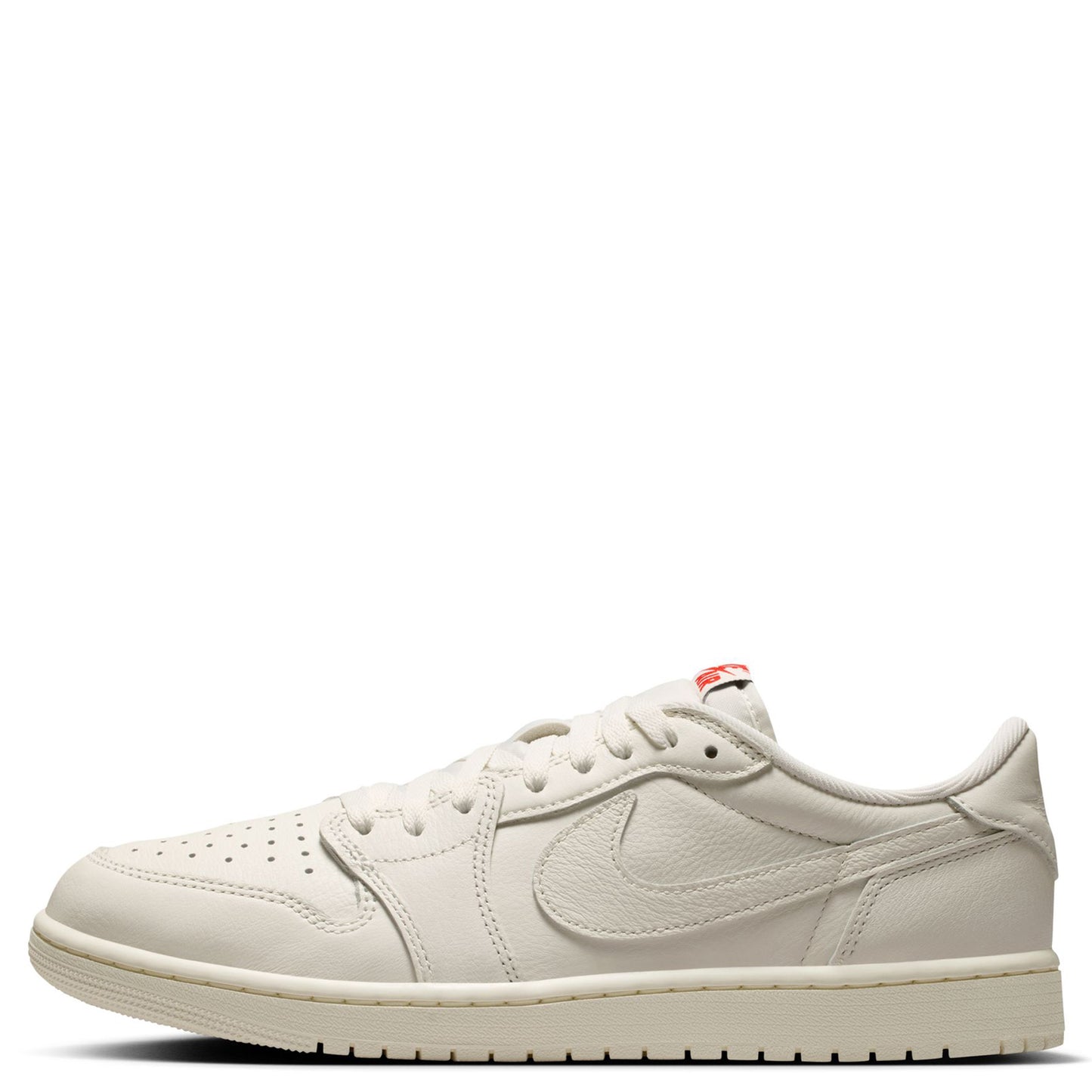 AIR JORDAN 1 RETRO LOW OG / 100:SAIL/SAIL-UNIVERSITY RED