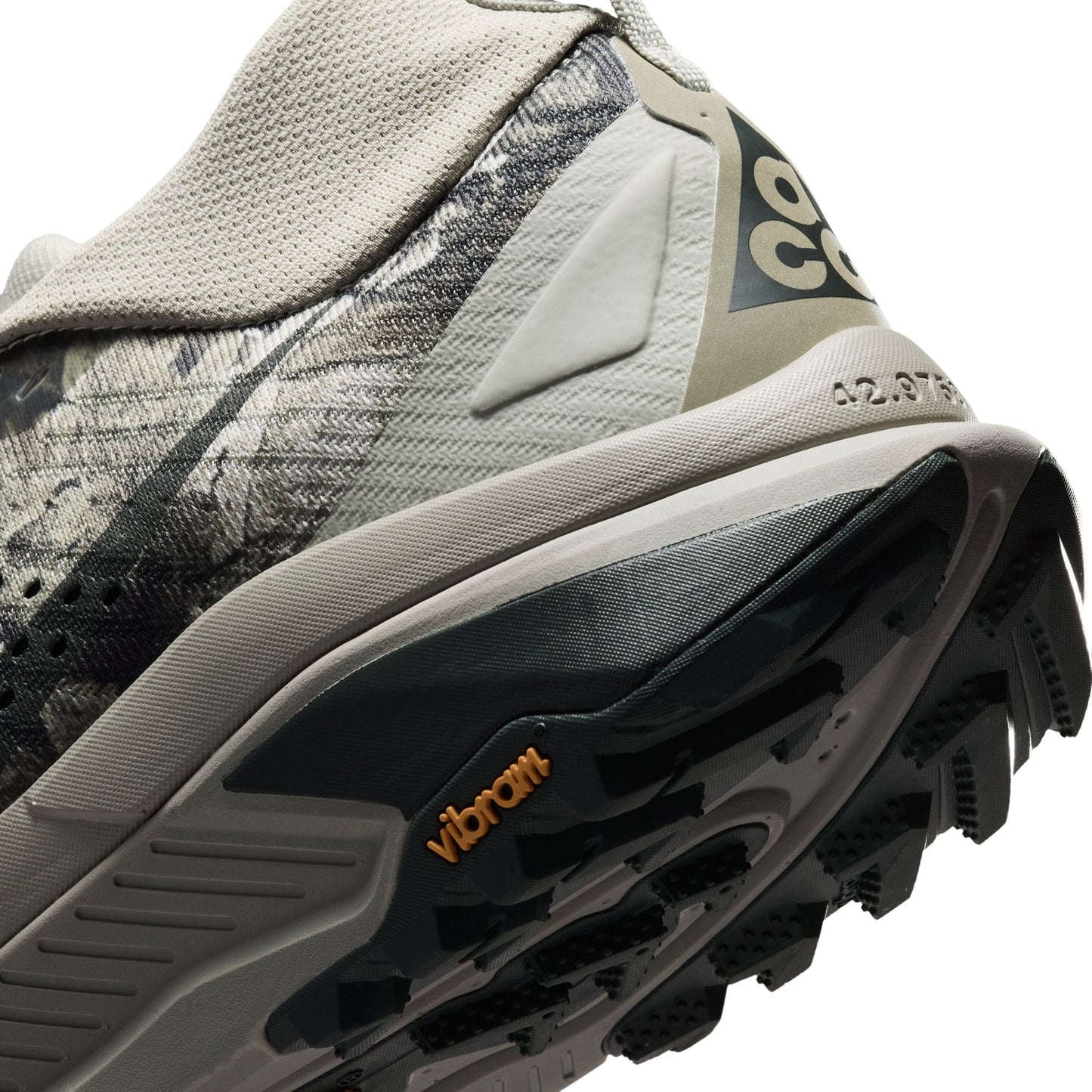 NIKE ACG ZEGAMA TRAIL / 300:SPRUSE FOG/BLACK SPRUSE