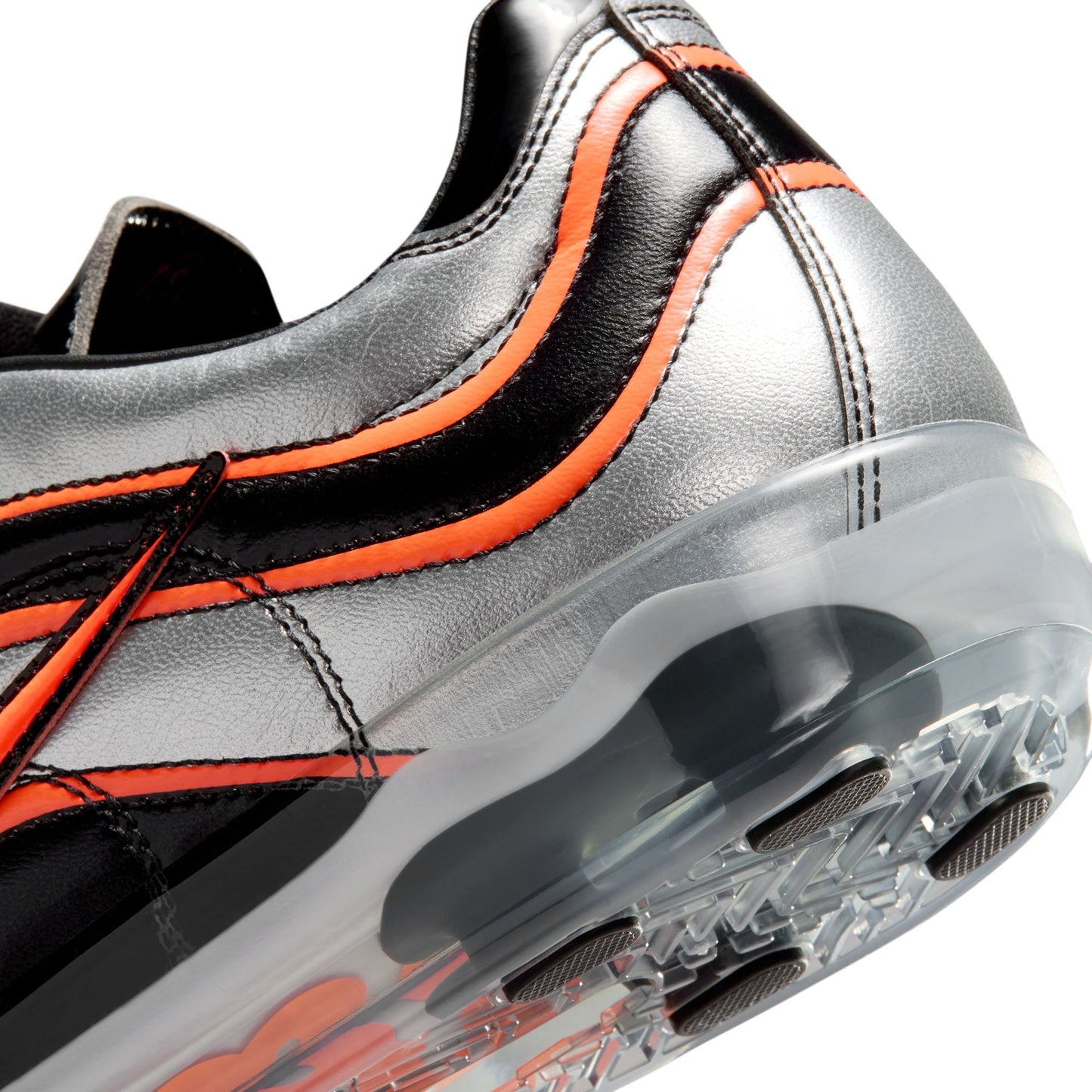 Netherlands x Patta NIKE CRYO SHOT PT / 001:METALLIC SILVER/HYPER CRIMSON