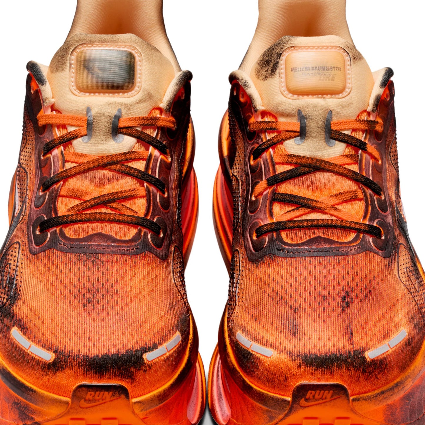 NIKE VOMERO PREMIUM MB SP / 800:TOTAL ORANGE/BLACK