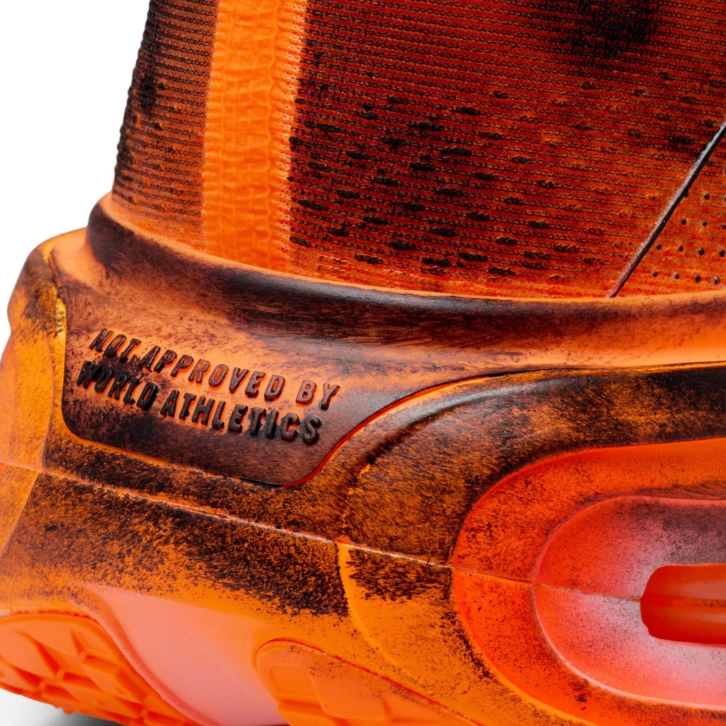 NIKE VOMERO PREMIUM MB SP / 800:TOTAL ORANGE/BLACK