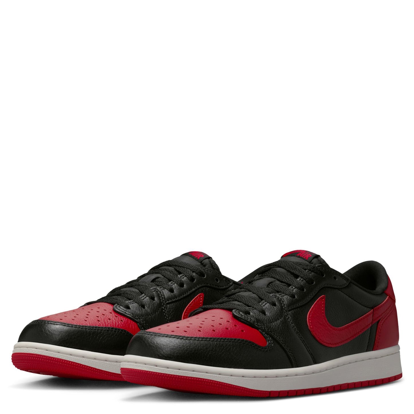 AIR JORDAN 1 RETRO LOW OG / 001:BLACK/BLACK-VARSITY RED