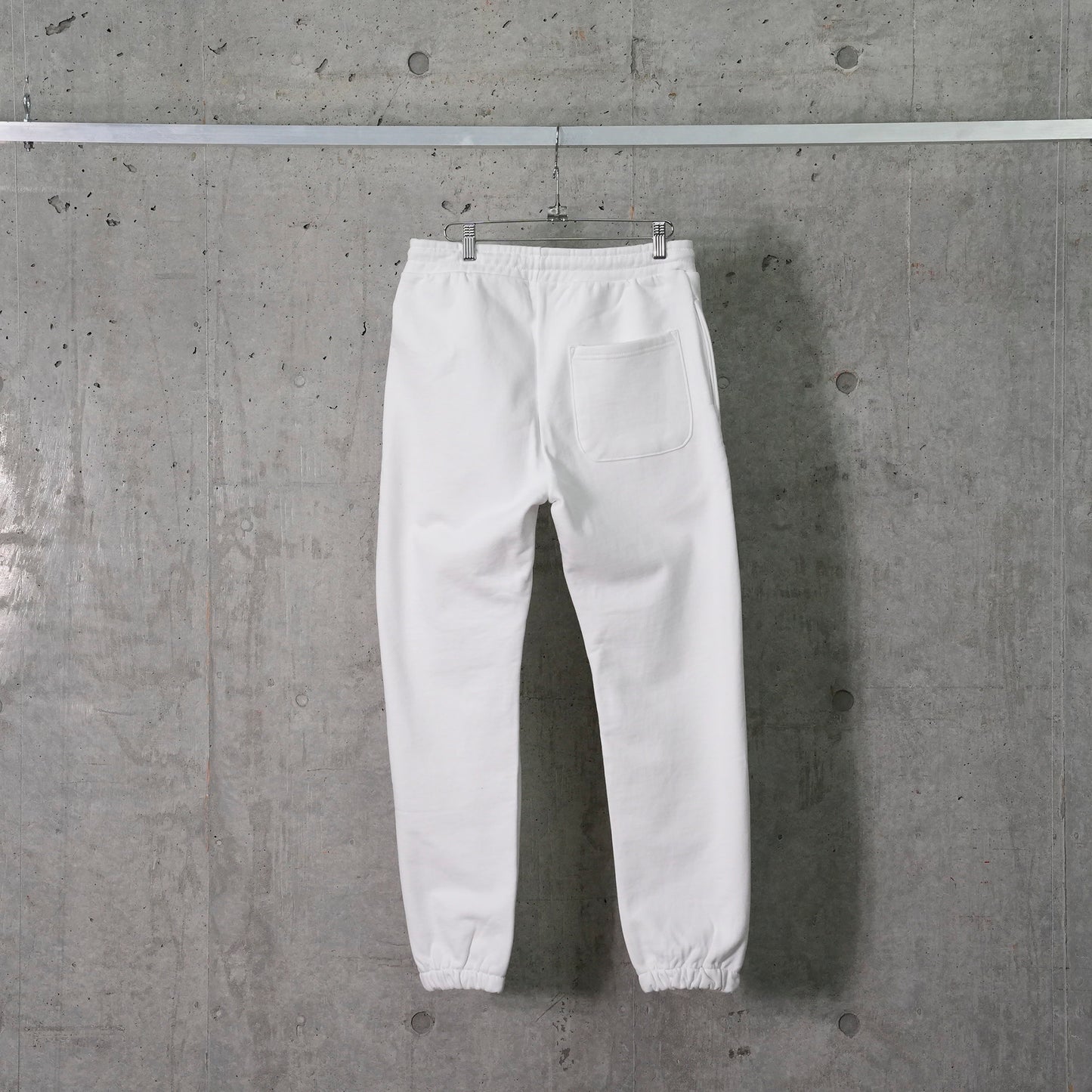 JOGGER / WHITE