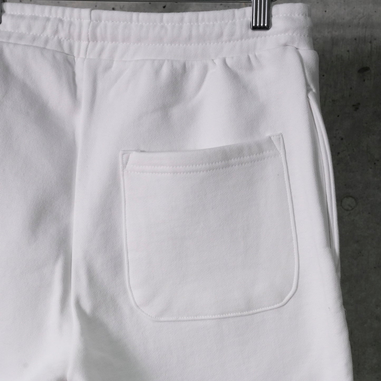 JOGGER / WHITE