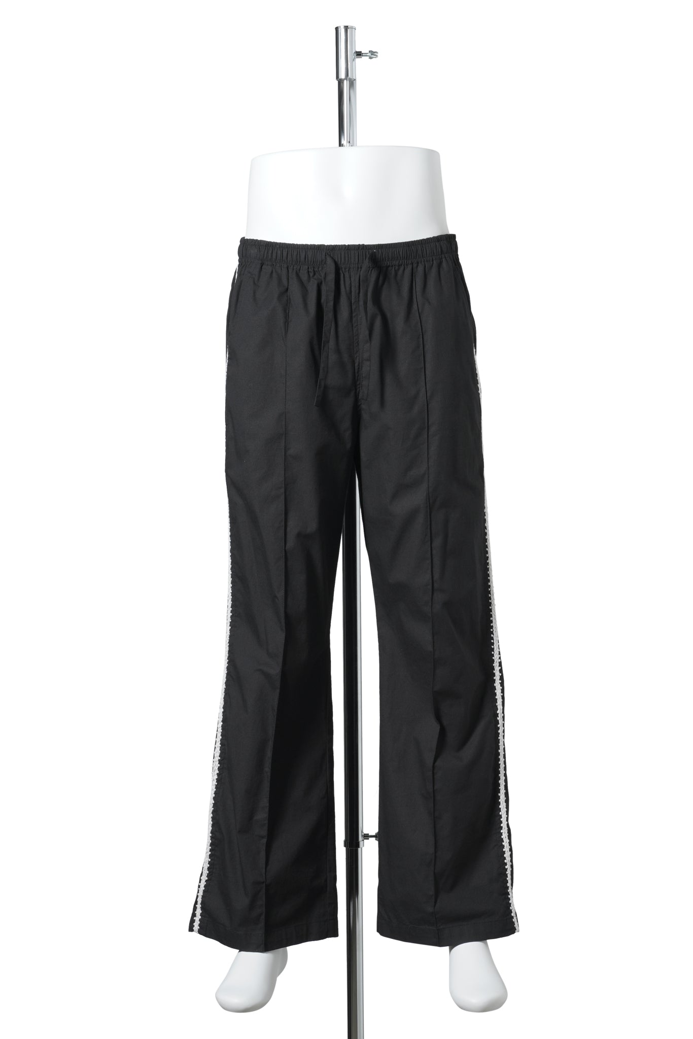 TRIM EMBROIDERY PANTS / BLACK
