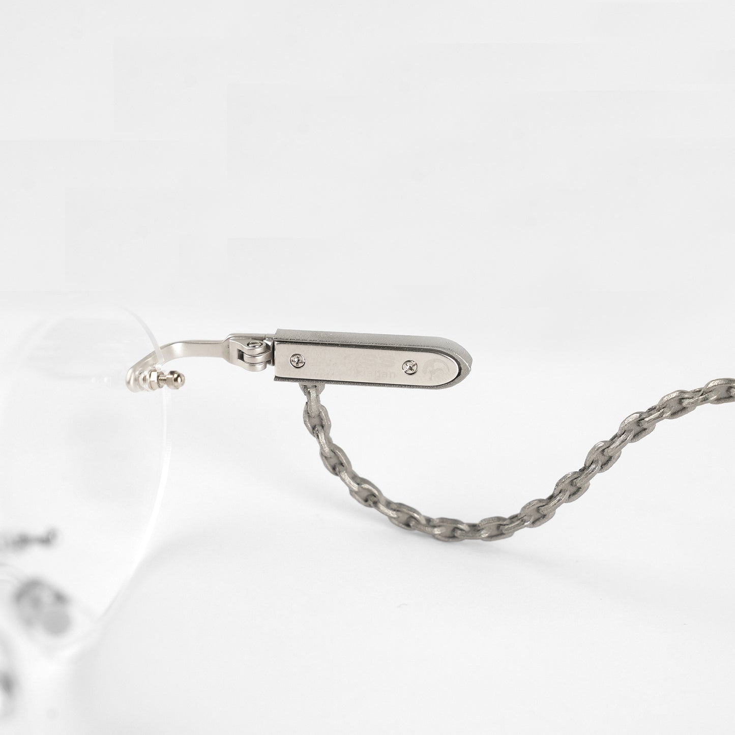 KURAPIKA M2/OVAL / CHROME