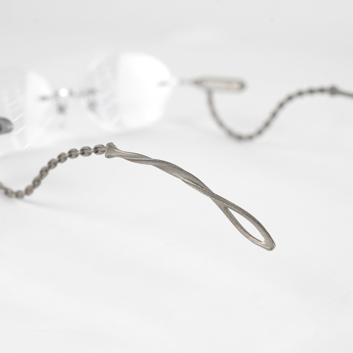 KURAPIKA M2/OVAL / CHROME