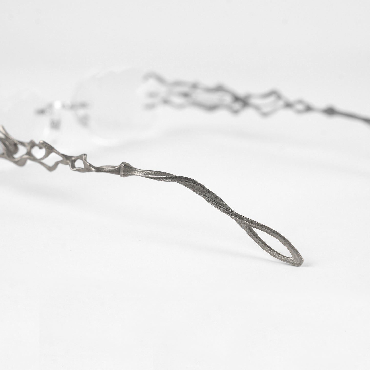 TOGURO M2/OVAL / CHROME