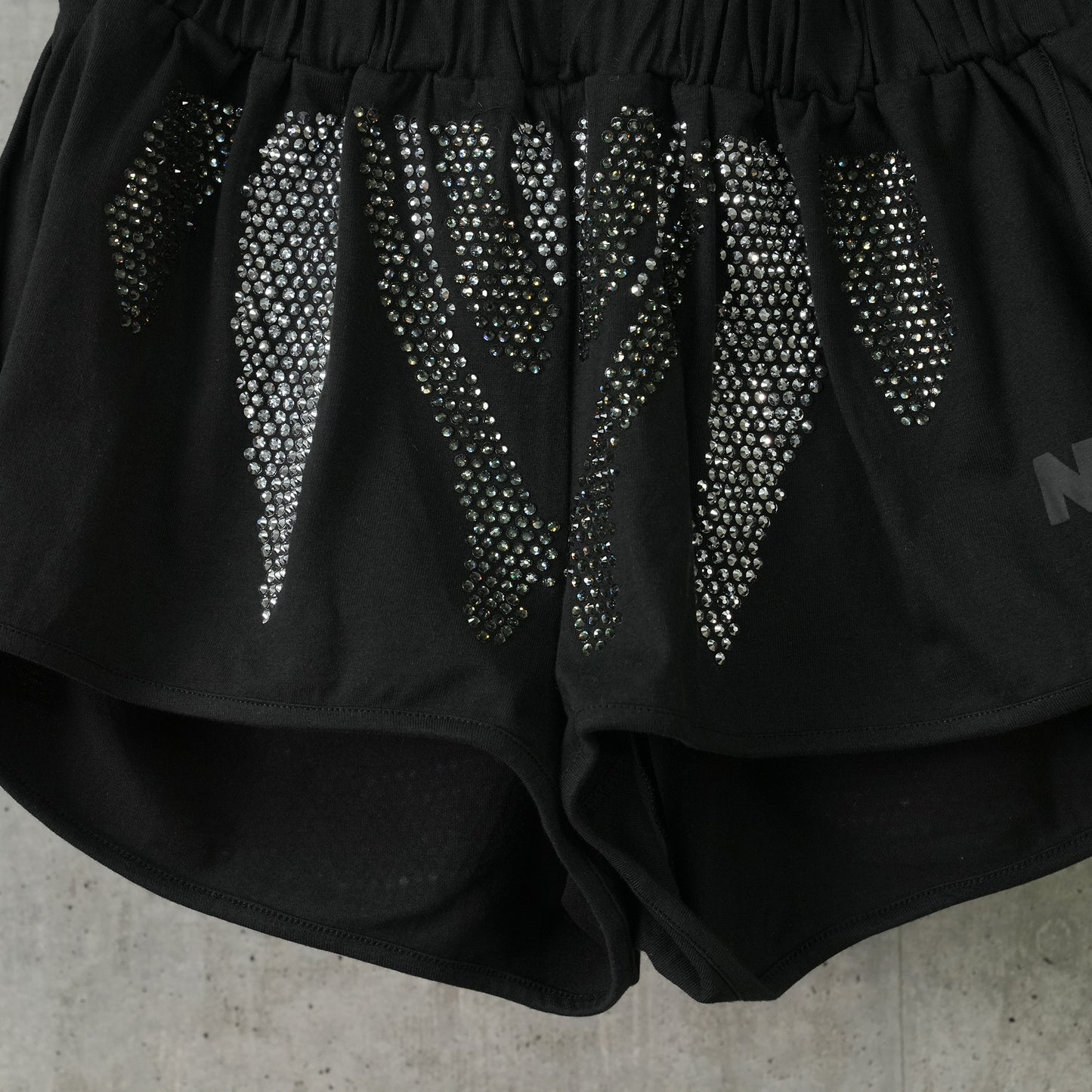 RHINESTONES SHORTS / BLACK