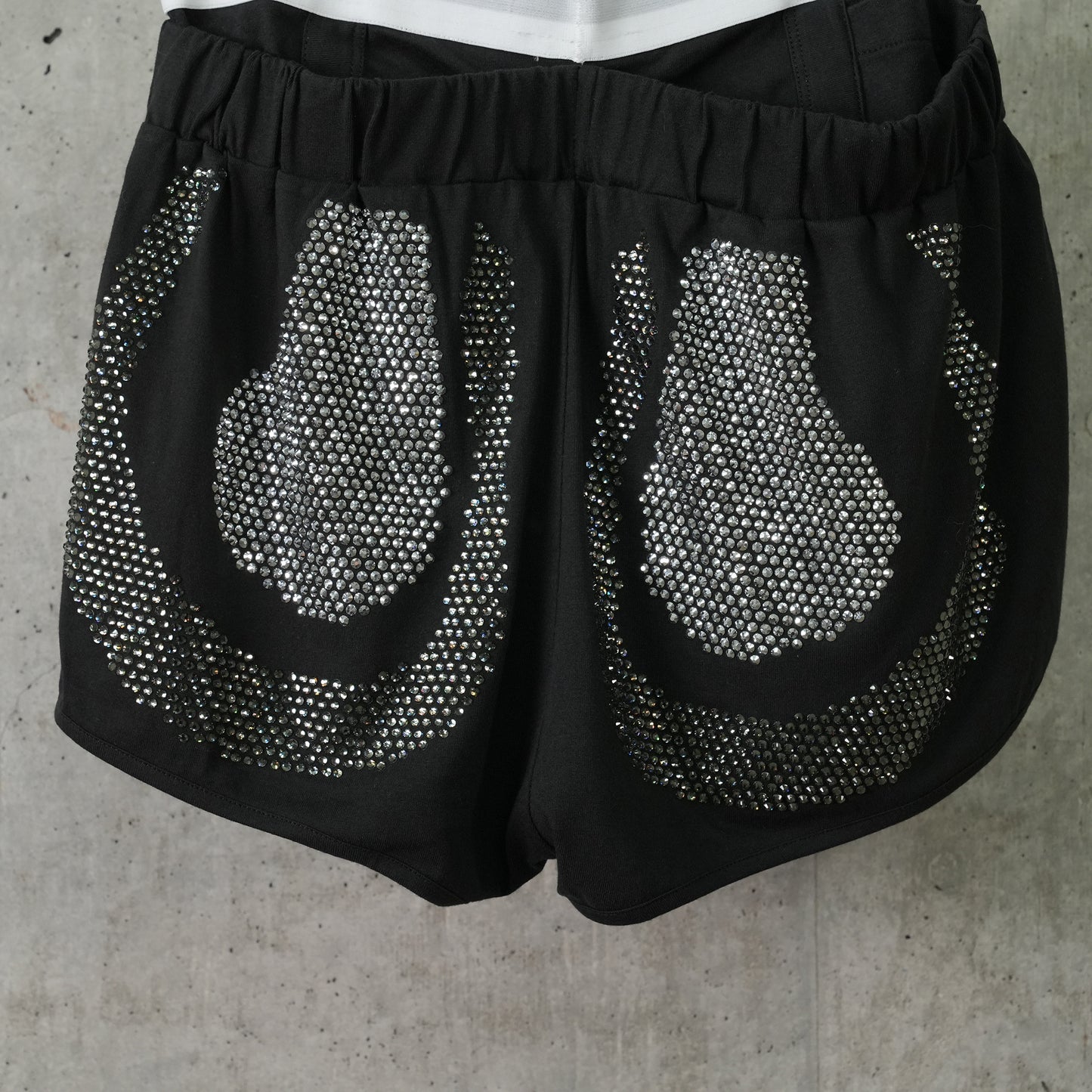 RHINESTONES SHORTS / BLACK