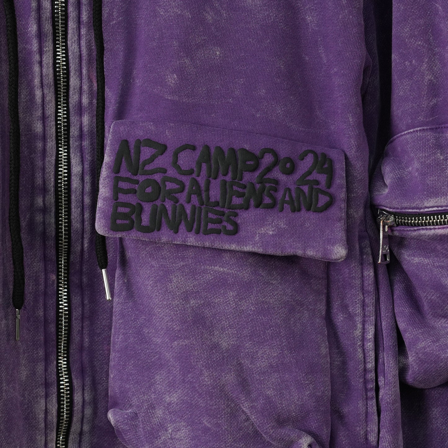 CAMPING CROPPED CARGO HOODIE / LILAC