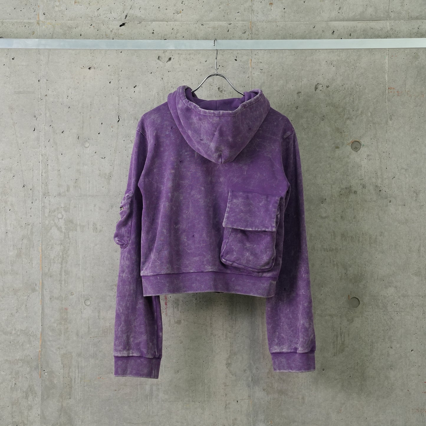 CAMPING CROPPED CARGO HOODIE / LILAC