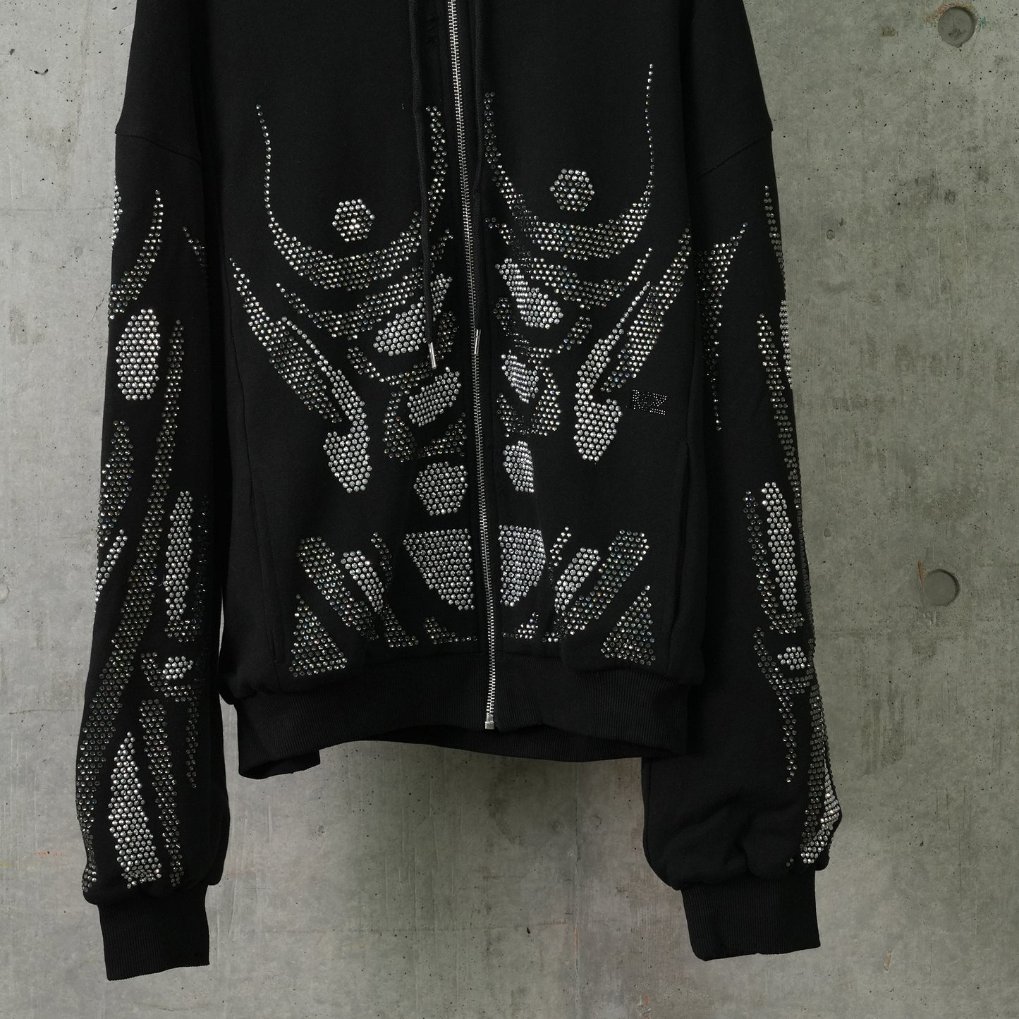 RHINESTONES ZIP-UP HOODIE / BLACK