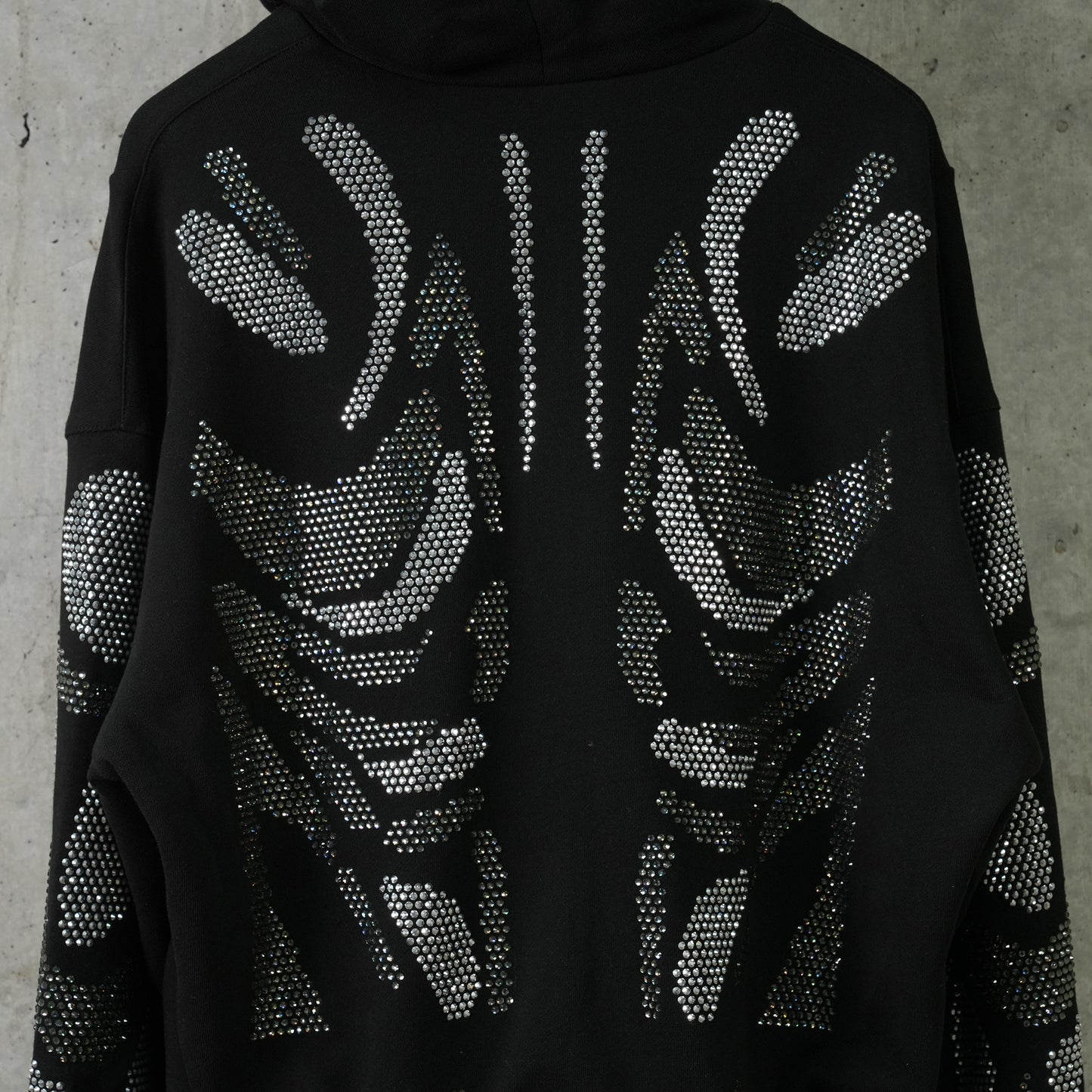 RHINESTONES ZIP-UP HOODIE / BLACK