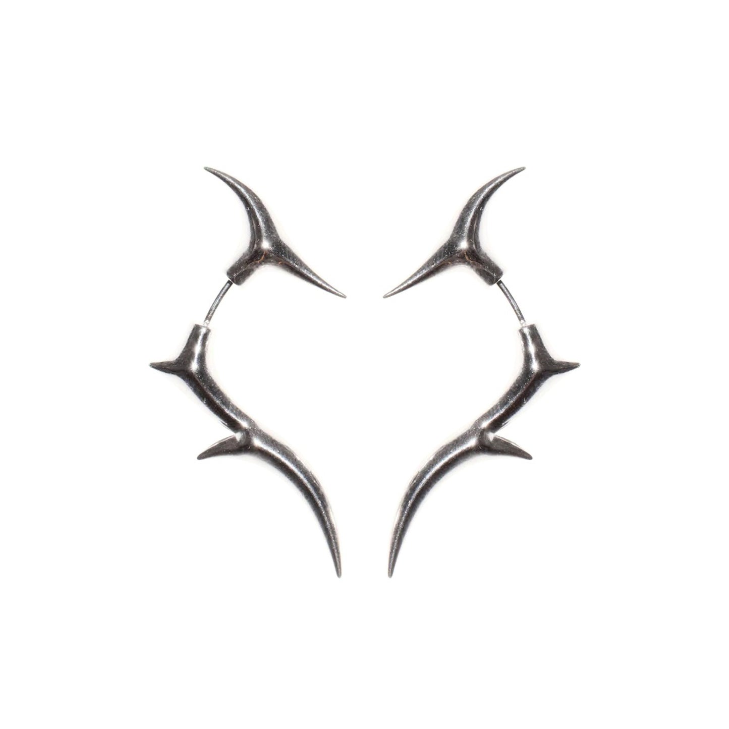THORN HEART EARRINGS