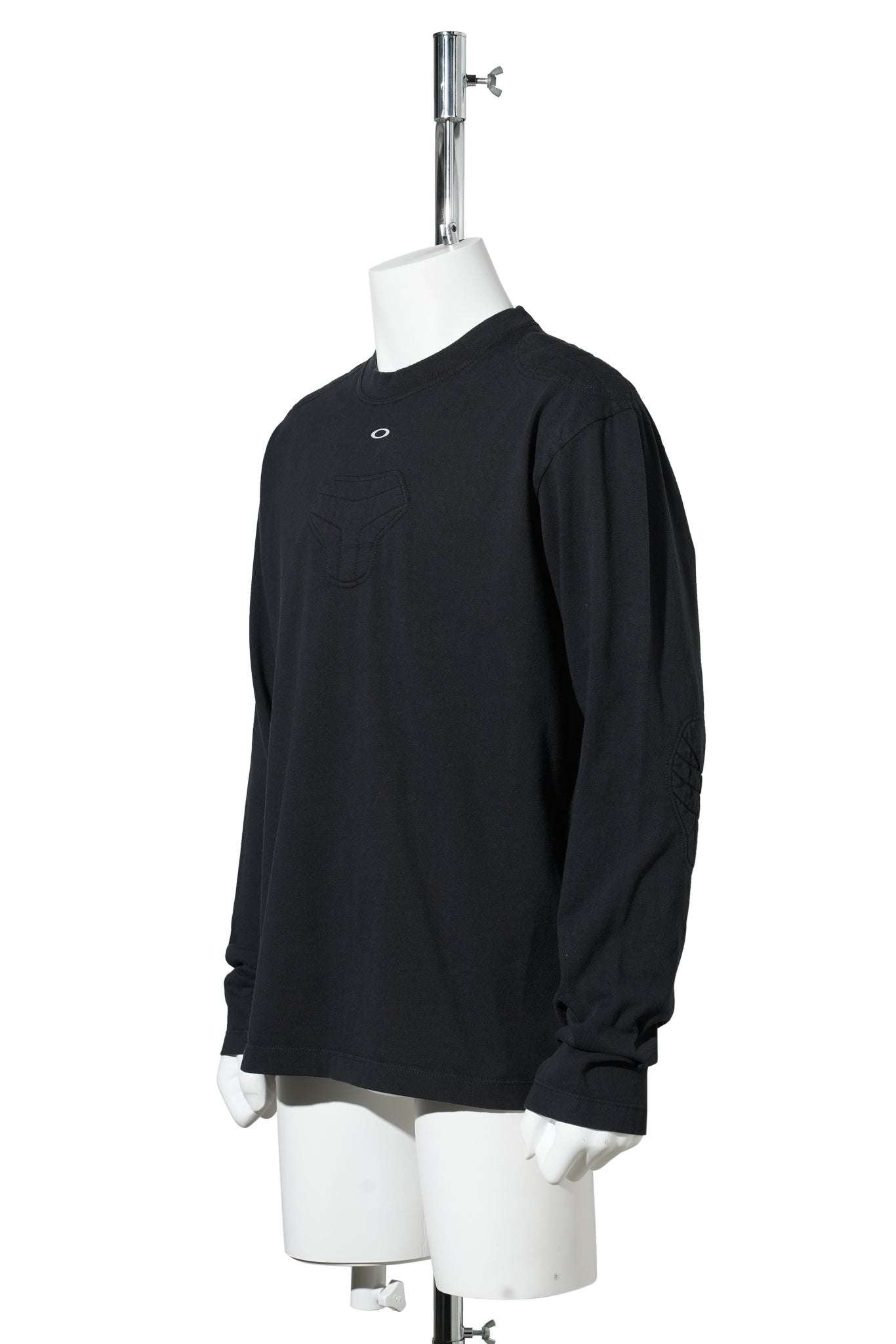 PADDED LONG SLEEVE T-SHIRT / BLACK