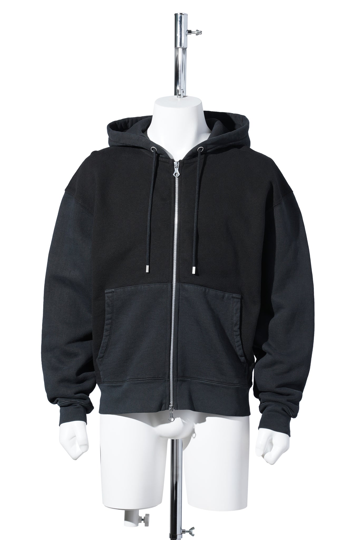 RASCAL HOOD / PIGMENT BLACK HEFTY FLEECE