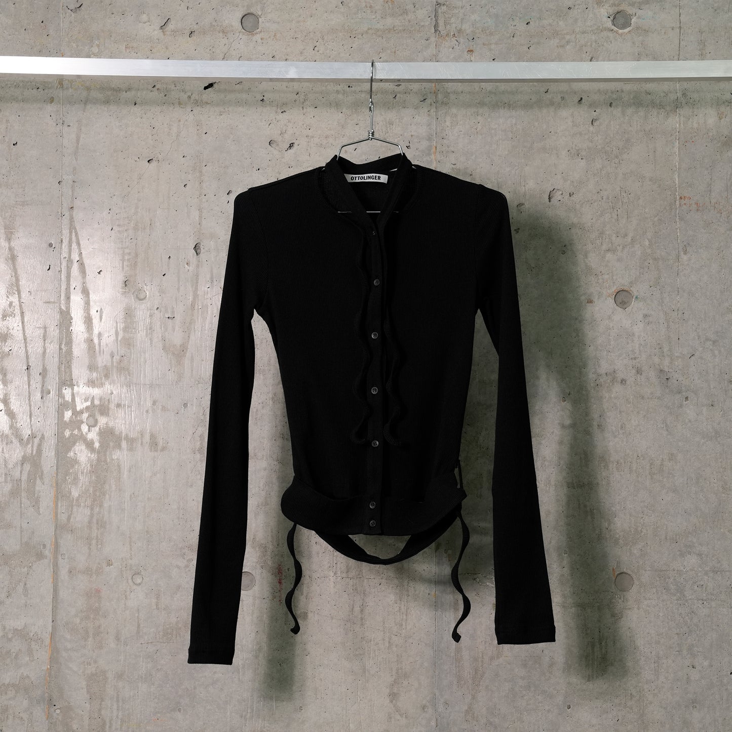 DOUBLE CLOSURE RIB CARDIGAN / BLACK