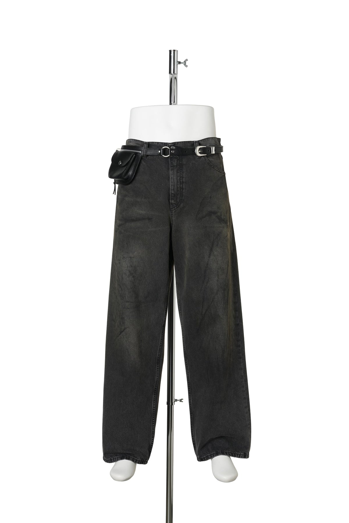 PURSE BELT / MALLEABLE BLACK BULL HIDE