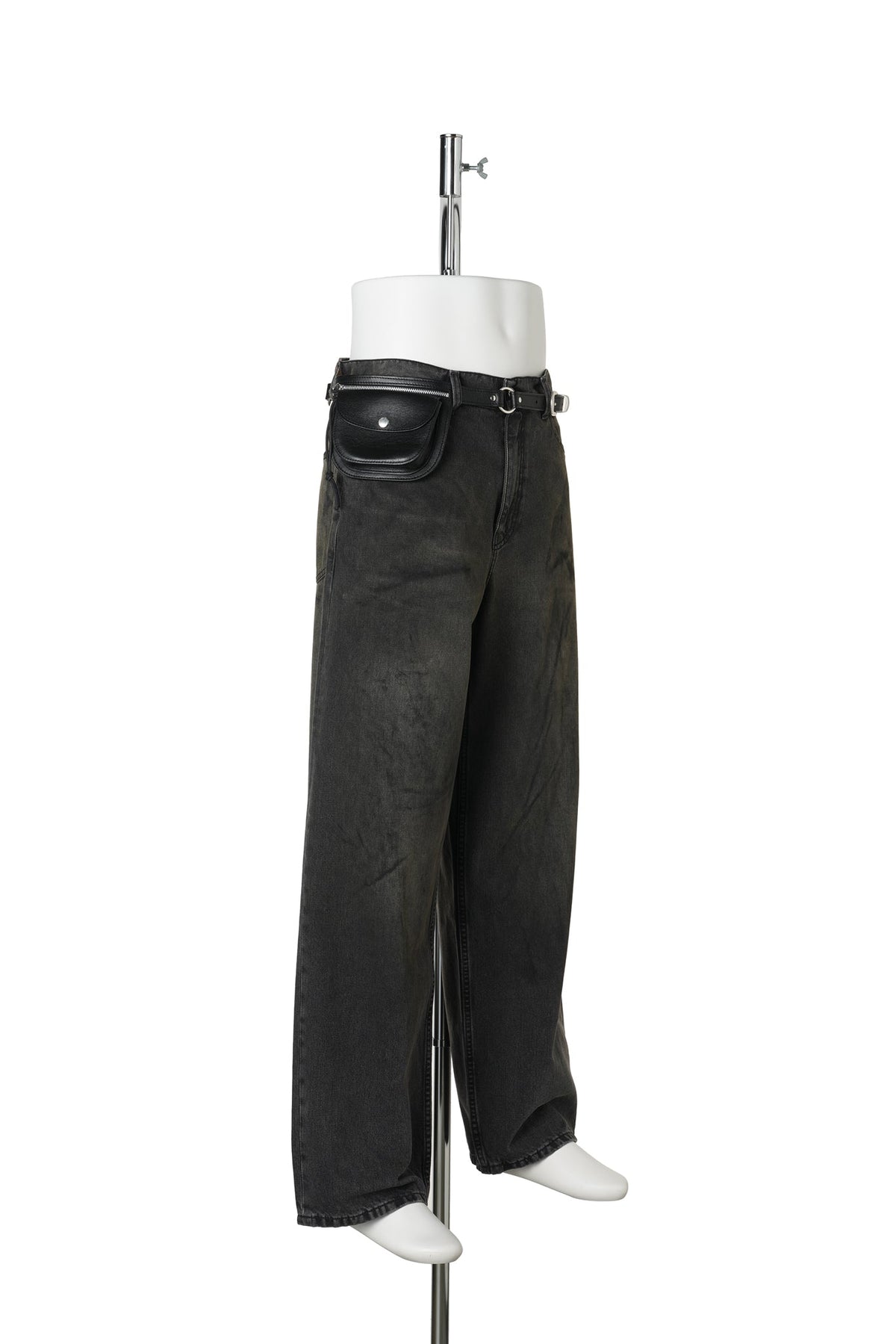 PURSE BELT / MALLEABLE BLACK BULL HIDE