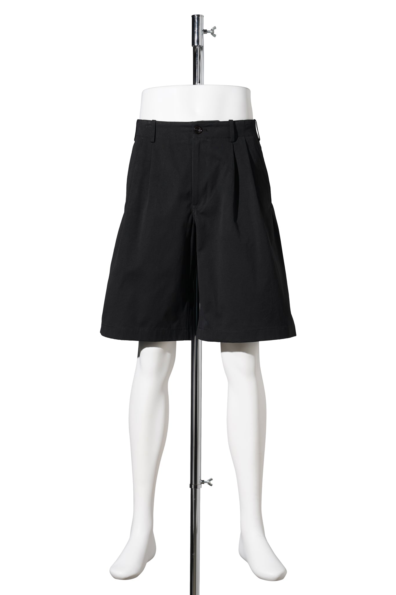 PONTE SHORTS / STUDIO BLACK MICRO CANVAS