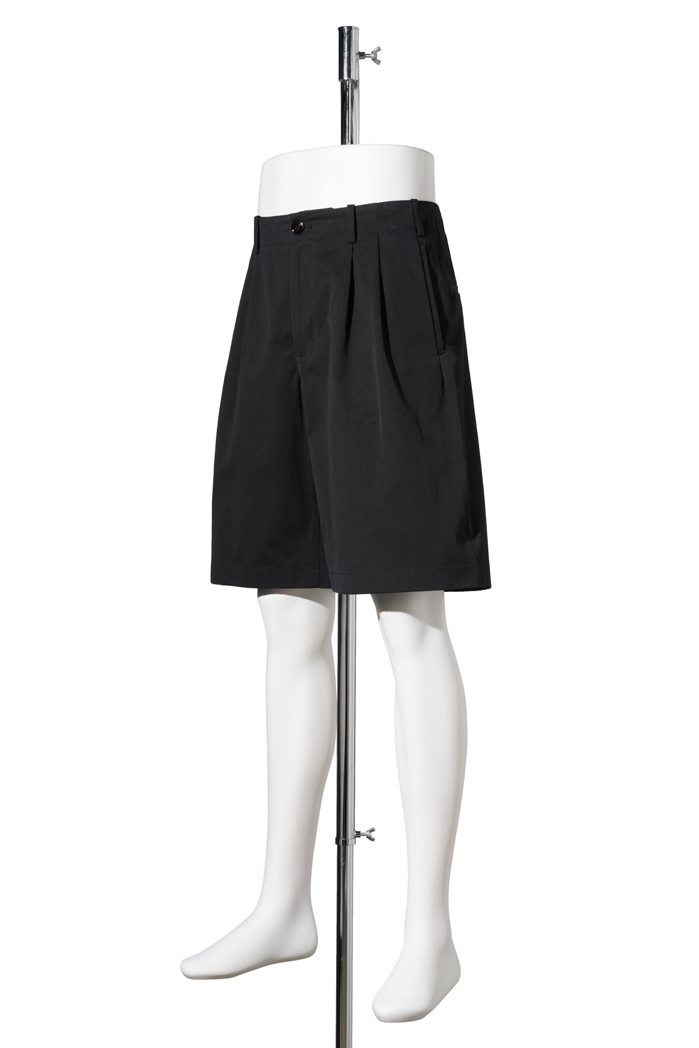 PONTE SHORTS / STUDIO BLACK MICRO CANVAS