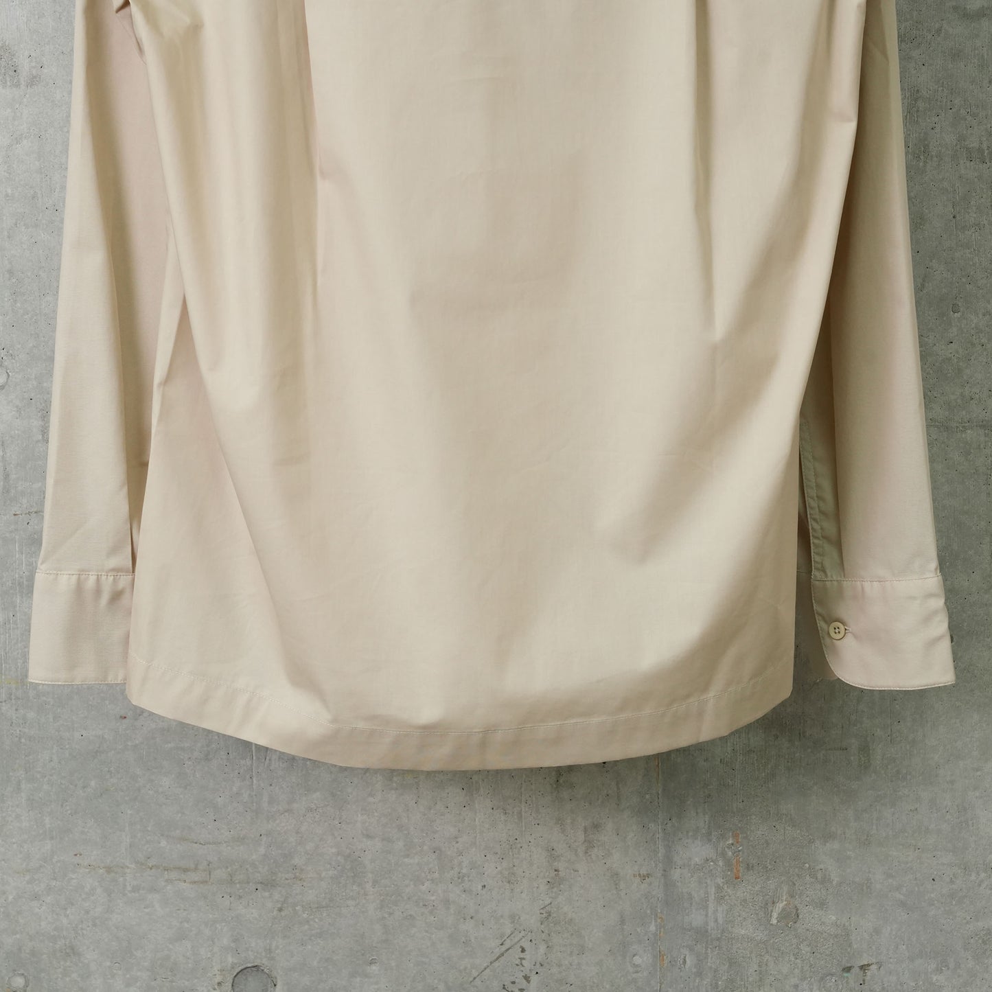 VANISHING TIE SHIRT / BEIGE