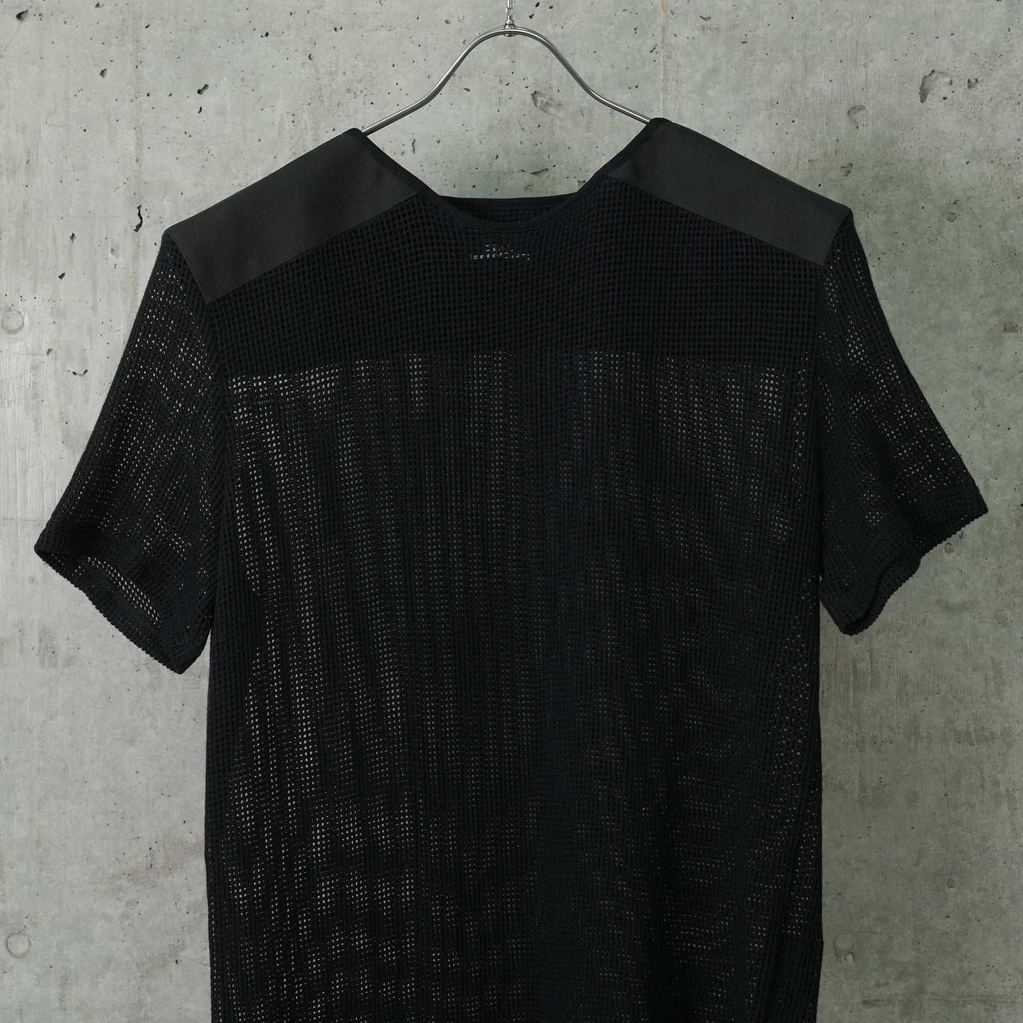 NET T SHIRT / BLACK