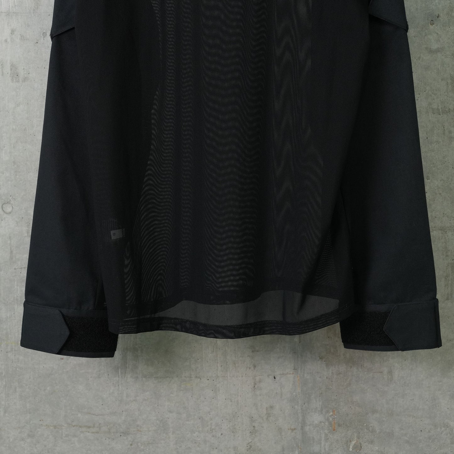 1/4 ZIPPER HYBRID SHIRT / BLACK