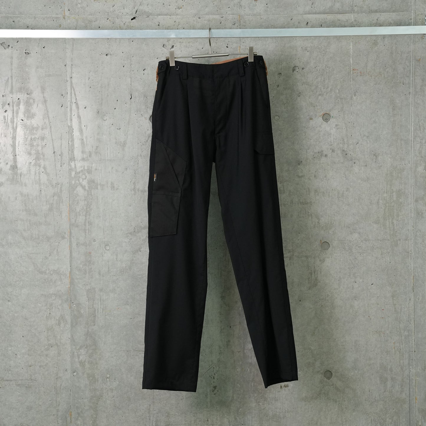 CARGO SUIT TROUSER WITH CORDURA KNIFE POCKET AND SHEER / BLACK/CHAMPAGNE