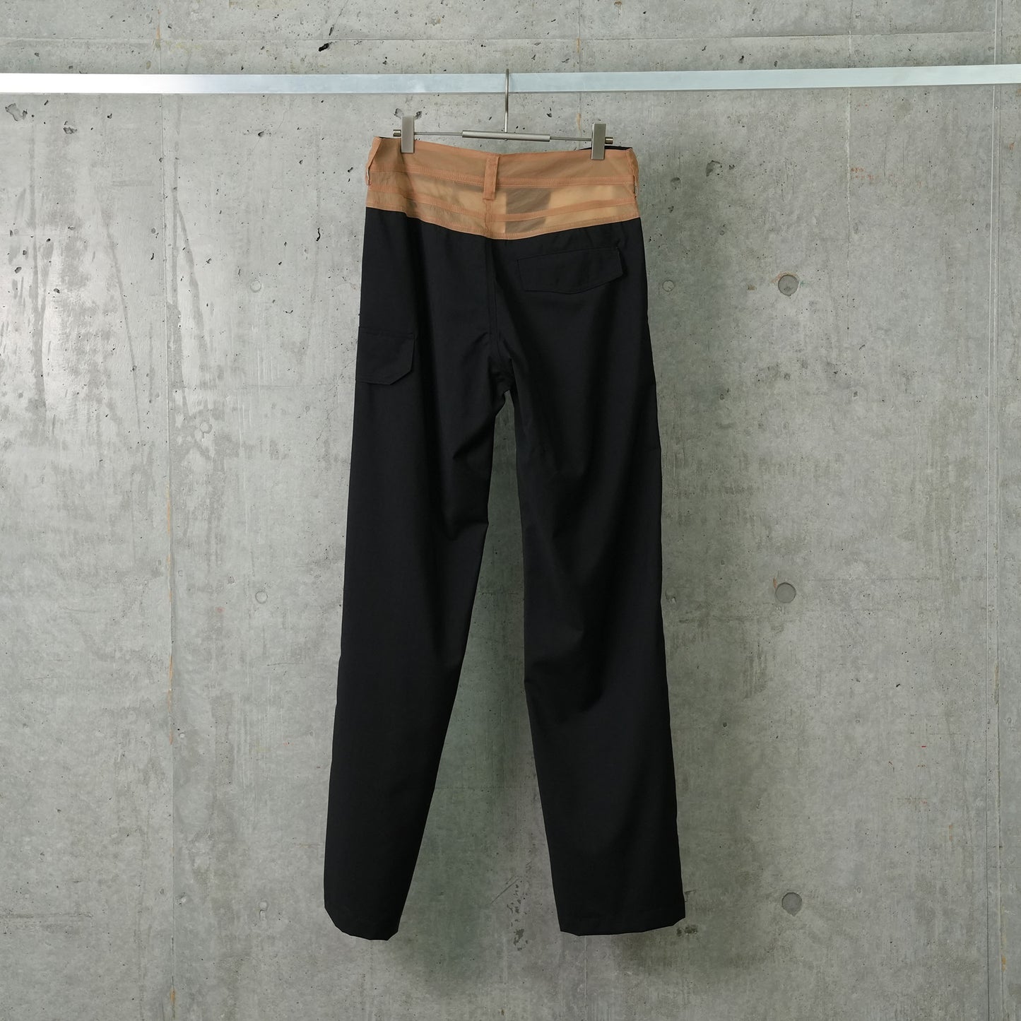 CARGO SUIT TROUSER WITH CORDURA KNIFE POCKET AND SHEER / BLACK/CHAMPAGNE