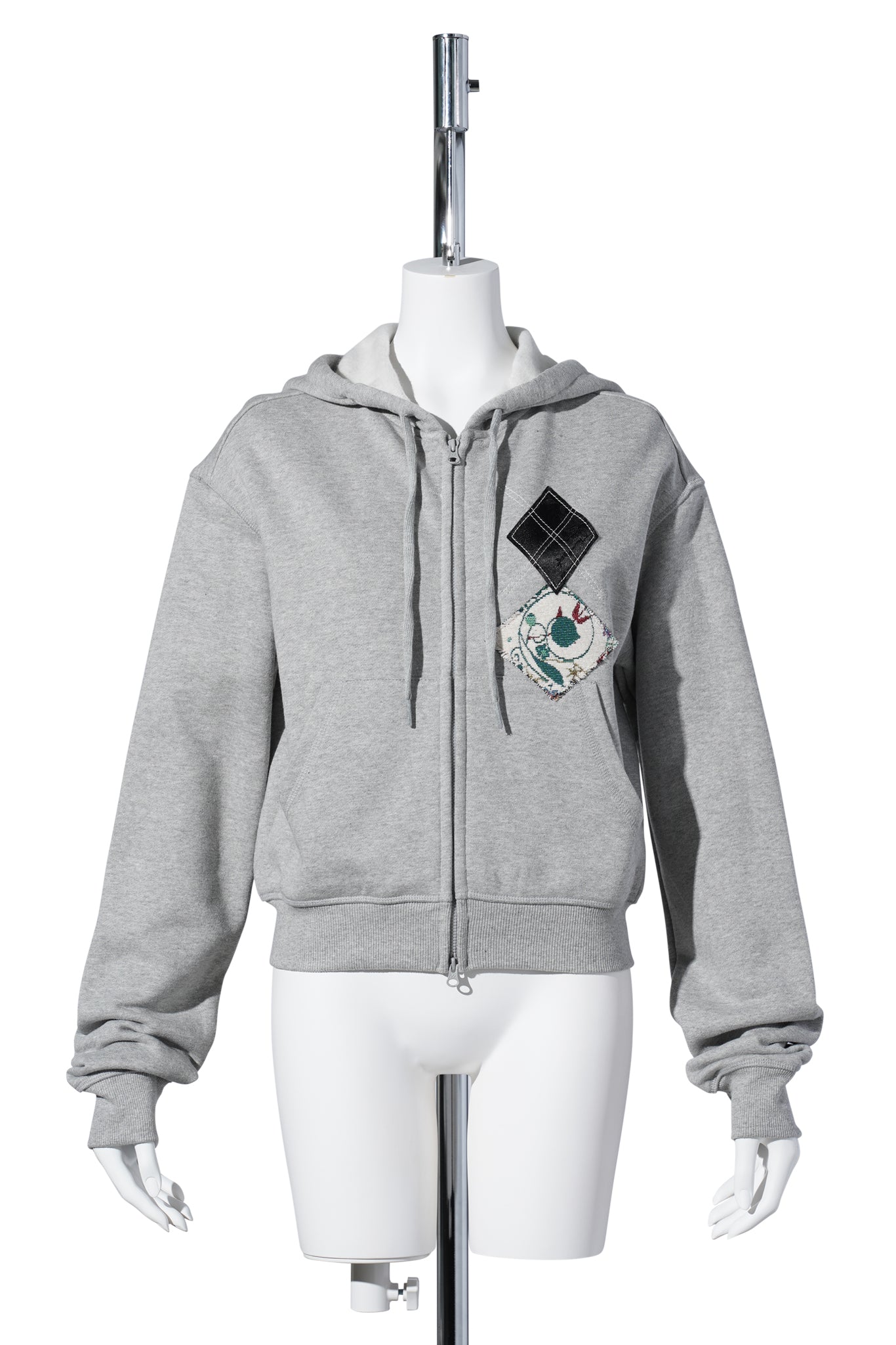 ARGYLE PATCHED HOODIE / GREY