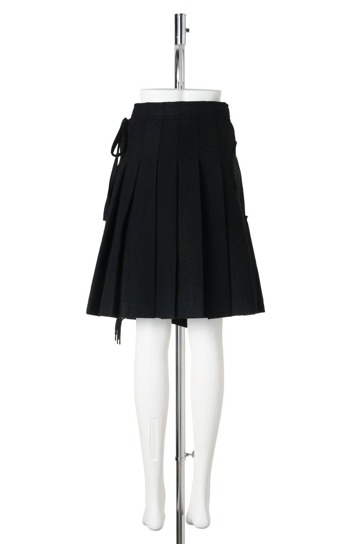 FRINGED WRAP SKIRT / BLACK