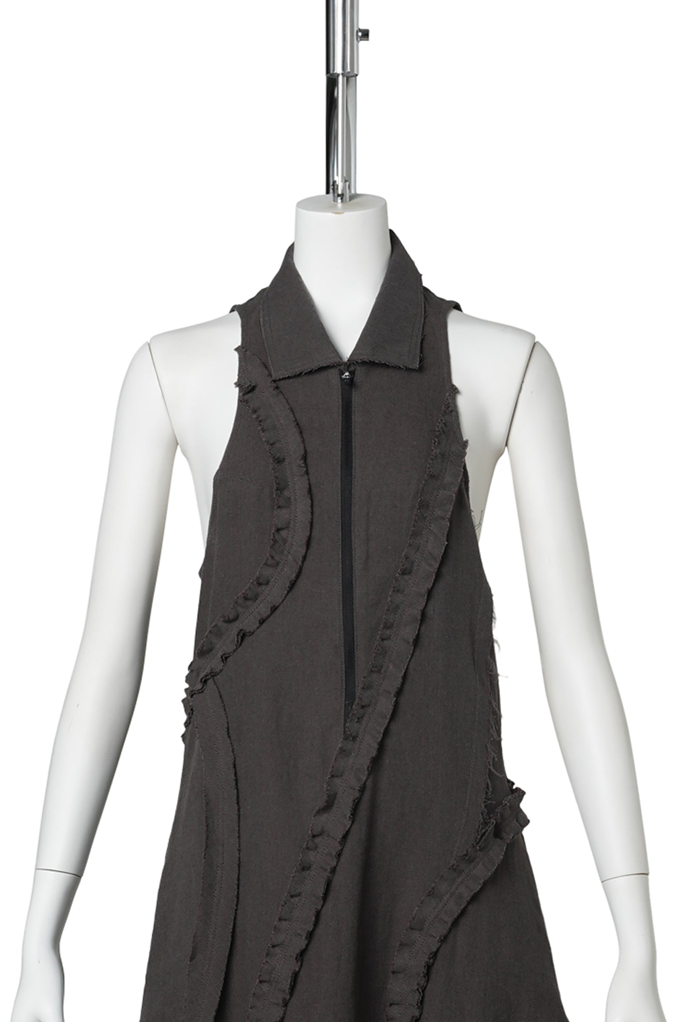 RUFFLE LINEN MAXI DRESS / CHARCOAL
