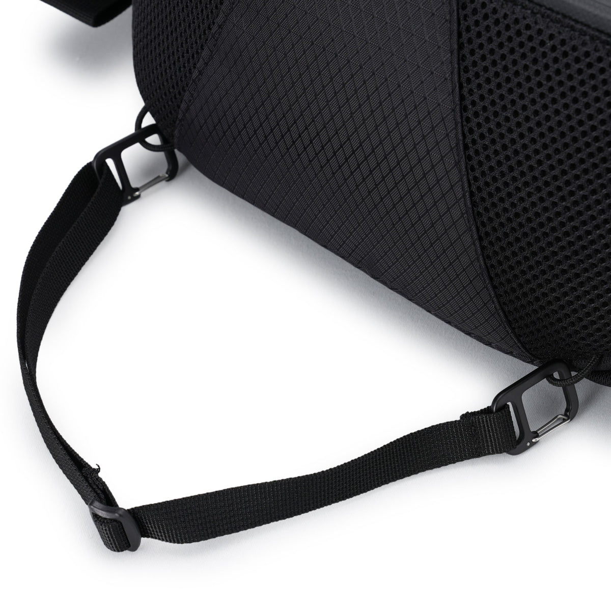 SIDE QUEST BAG / BLACK