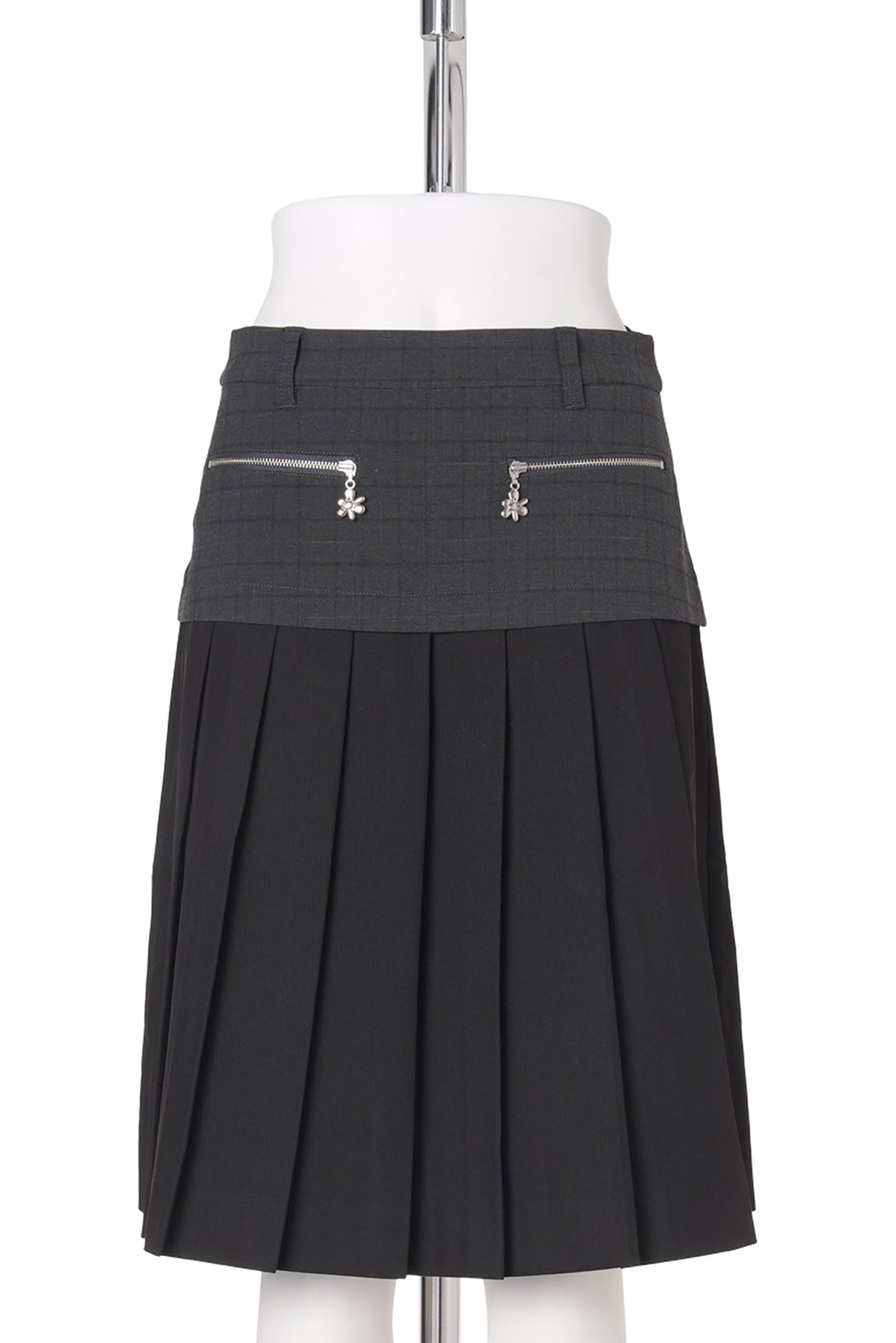 SPIRAL JETTY PLEAT SKIRT / BLACK/GREY