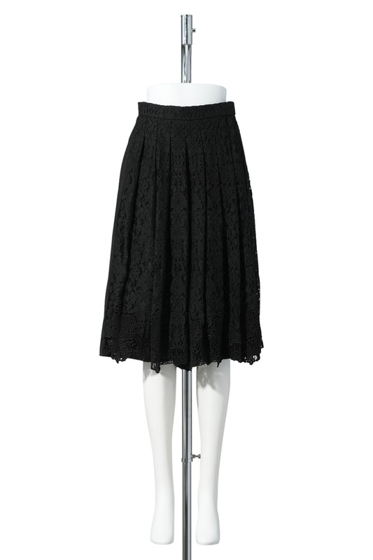 BLACK FRONT PLEATED SKORTS / BLACK