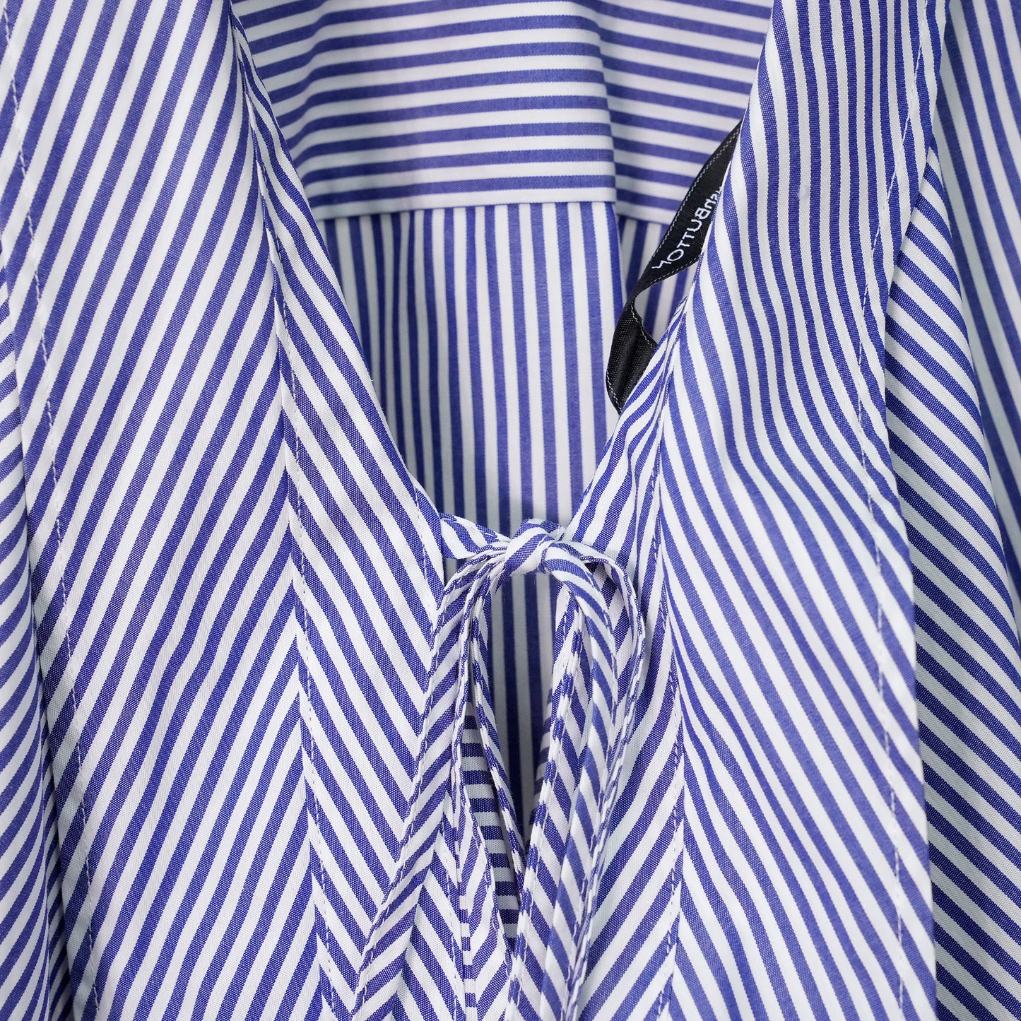 STRIPE TWO WAY SHIRT / WHITE BLUE